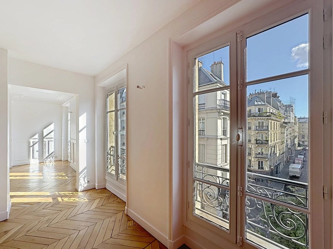 Apartment in Trudaine-Maubeuge, Paris 9e Arrondissement, Paris 3 - 19010682