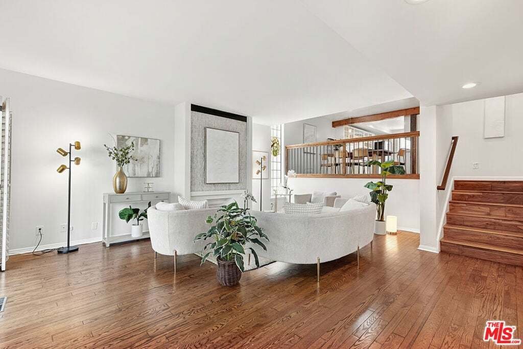 Condo in Los Angeles, California, United States 1 - 19012628