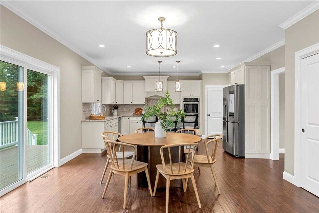 House in Kingston, Massachusetts, United States 4 - 19011817