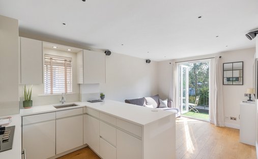 Apartment in Parsons Green, Hammersmith and Fulham, England 1