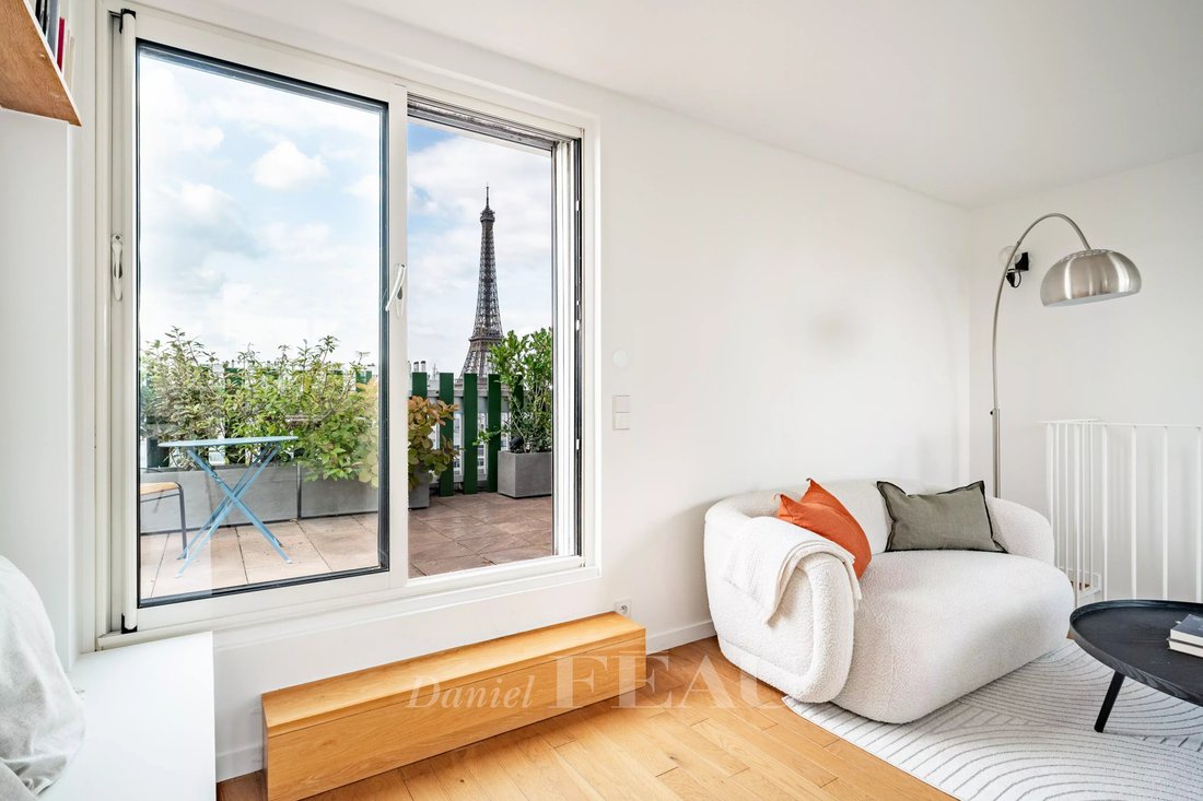 Apartment in Dupleix-Motte Picquet, Paris 15e Arrondissement, Paris 3 - 19010787