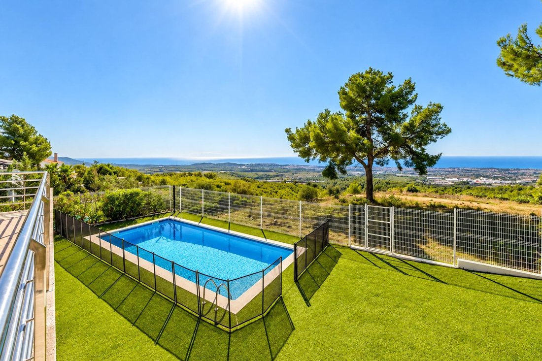 Villa in Canyelles, Catalonia, Spain 3 - 19009475
