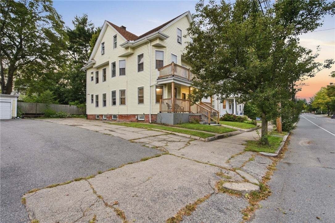 Providence, Rhode Island, United States 2 - 19009198