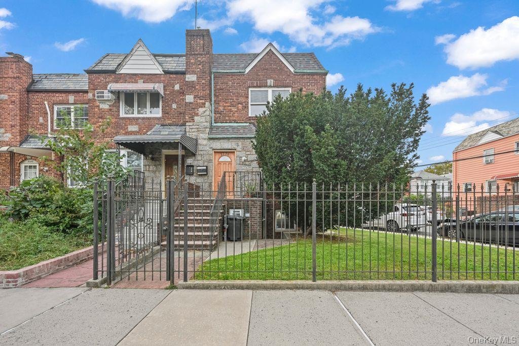 House in New York, New York, United States 4 - 19009243