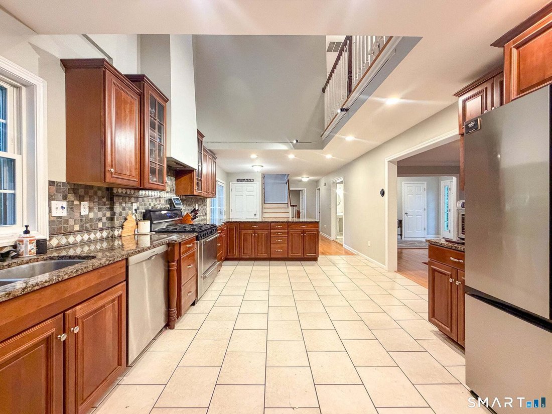 House in Cheshire, Connecticut, United States 3 - 19012051