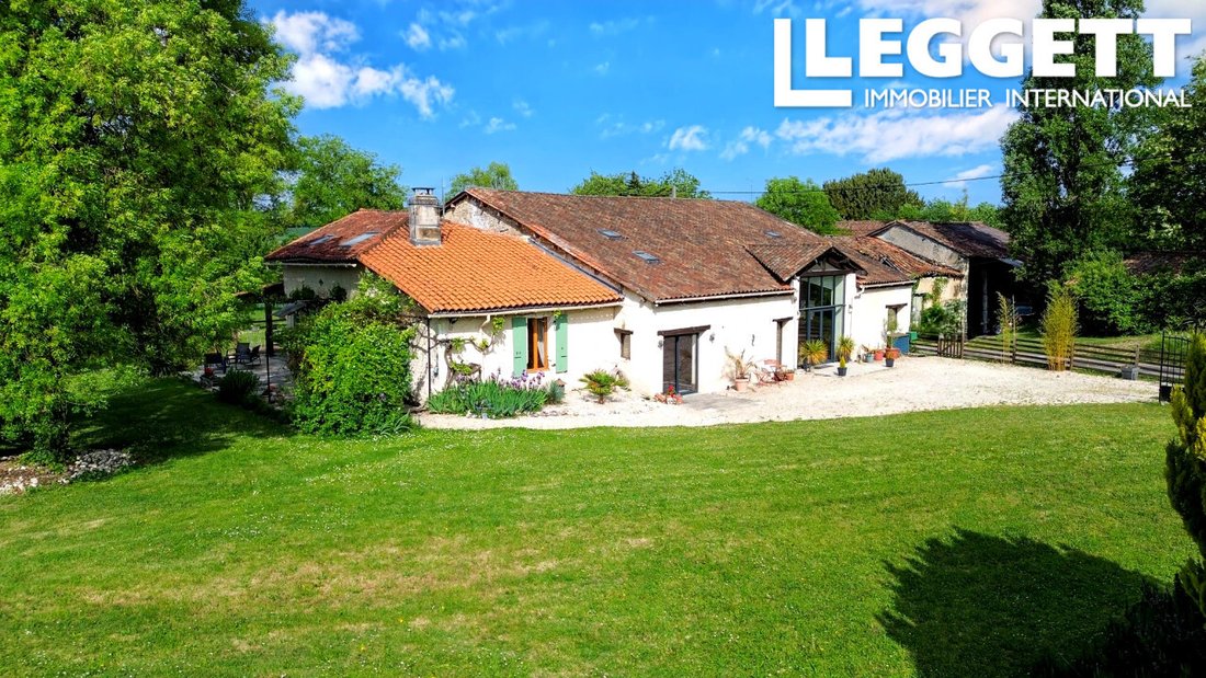 Haus in Juignac, Neu-Aquitanien, Frankreich 1 - 17856477