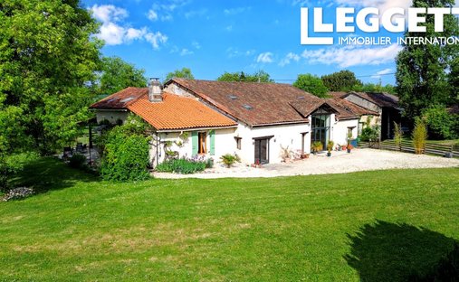 Haus in Juignac, Neu-Aquitanien, Frankreich 1
