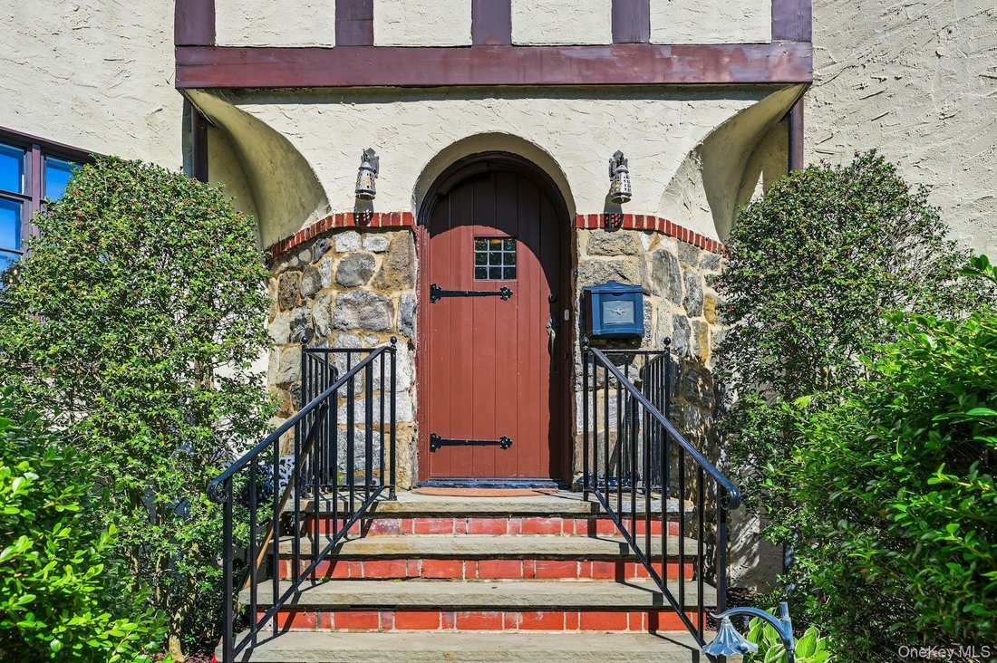 House in Manhasset, New York, United States 3 - 19009242