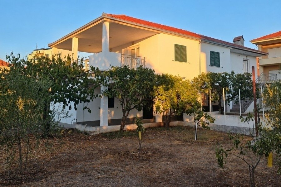House in Okrug Gornji, Split-Dalmatia County, Croatia 2 - 19010615