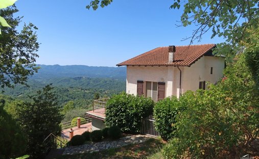 Villa à Licciana Nardi, Toscane, Italie 1