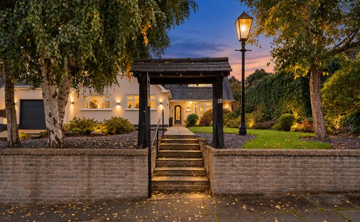 Bungalow in Gateacre, Liverpool, England 1