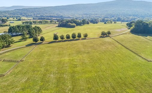 Farm Ranch in Gurley, Alabama, United States 1
