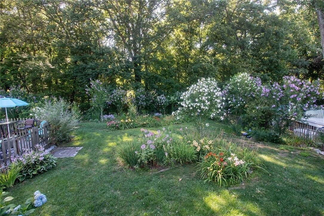 House in Cranston, Rhode Island, United States 4 - 19012515