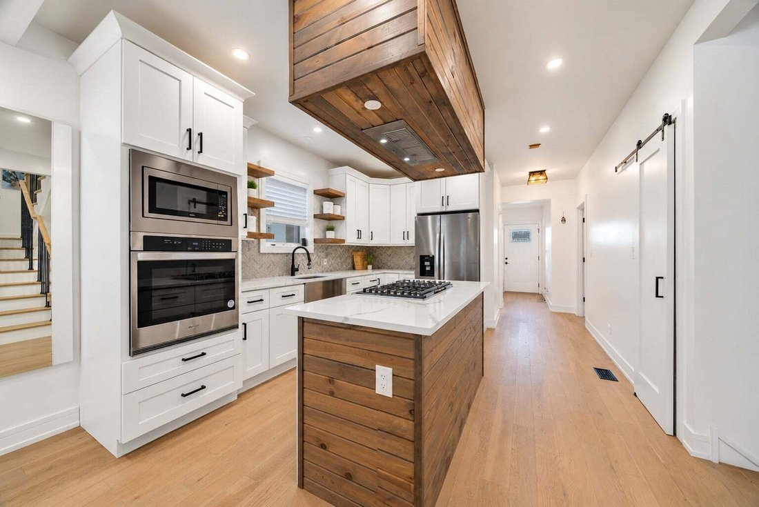 House in Chicago, Illinois, United States 5 - 19013360