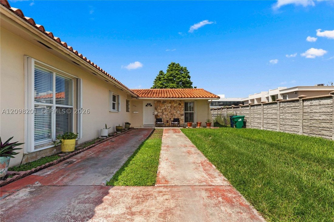 House in Miami, Florida, United States 2 - 19009583