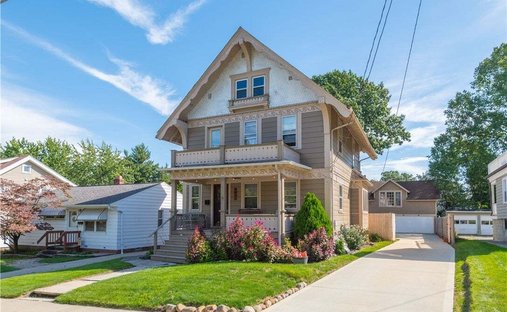 House in Lakewood, Ohio, United States 1