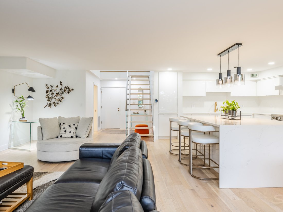 Condo in La Grange, Illinois, United States 3 - 19007718