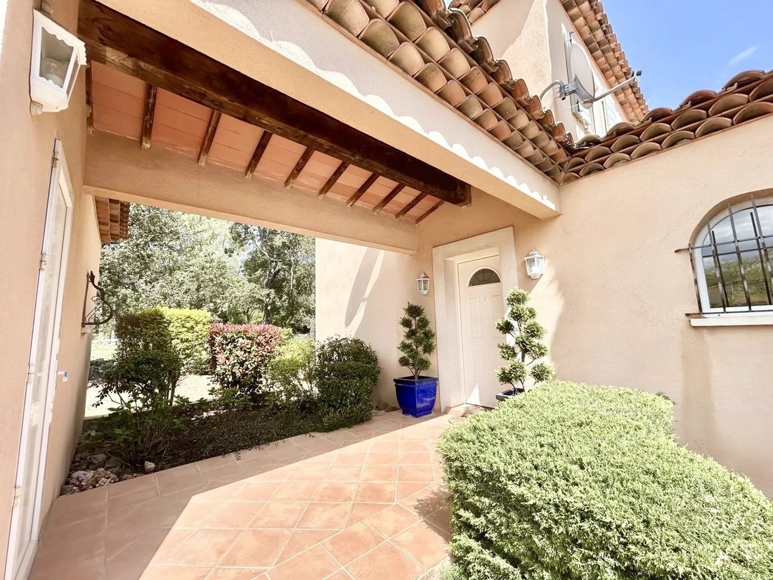 Villa in Garéoult, Provence-Alpes-Côte d'Azur, France 3 - 19009631