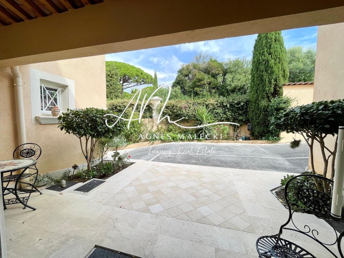 Apartment in Nord, Cavalaire-sur-Mer, France 2 - 19015229