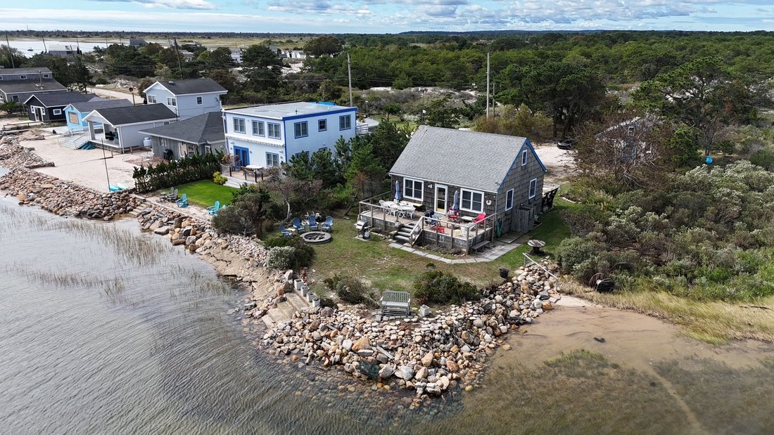 Greenport West, New York, United States 1 - 15877665