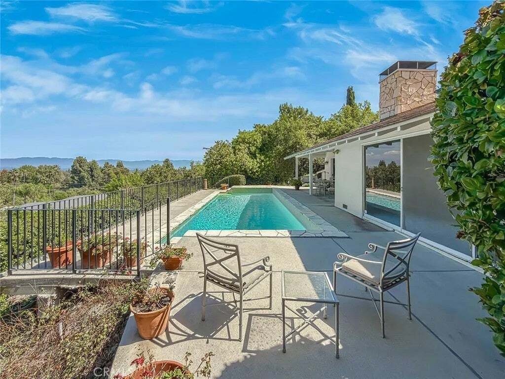 House in Los Angeles, California, United States 2 - 19014102