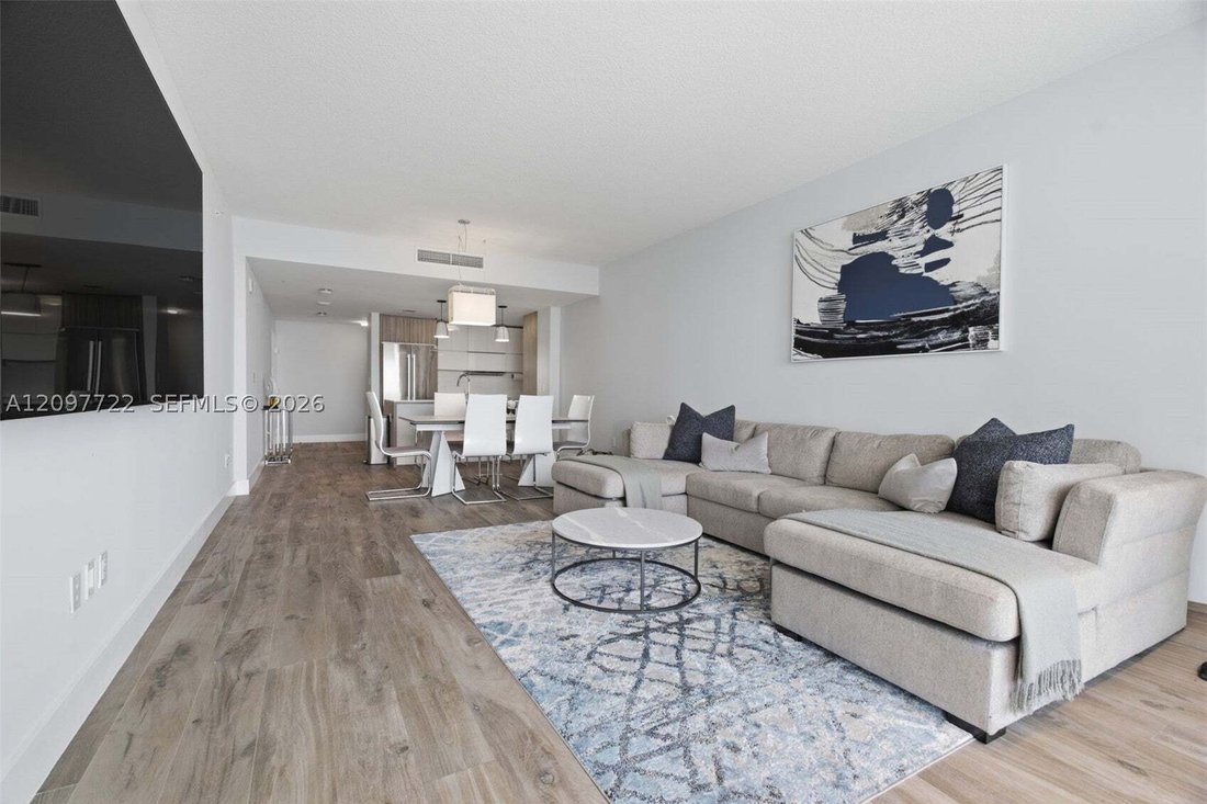 Condo in Miami, Florida, United States 3 - 19013411