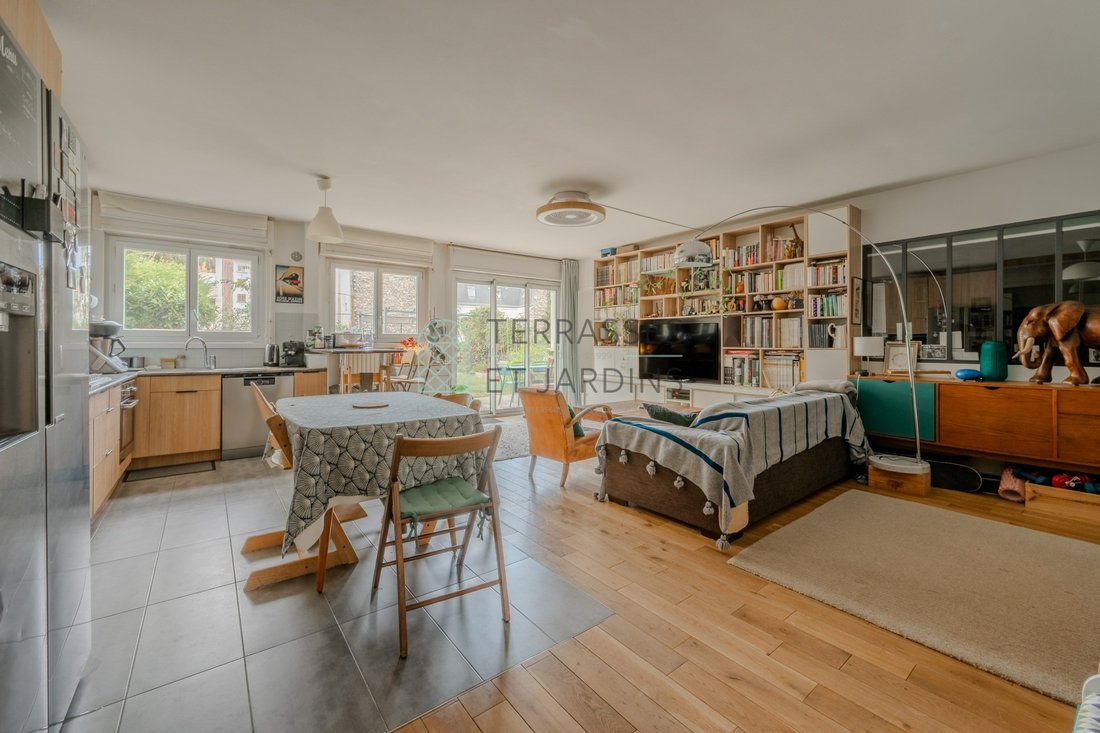 Apartment in Palais Royal, Paris 1er Arrondissement, Paris 2 - 19014204