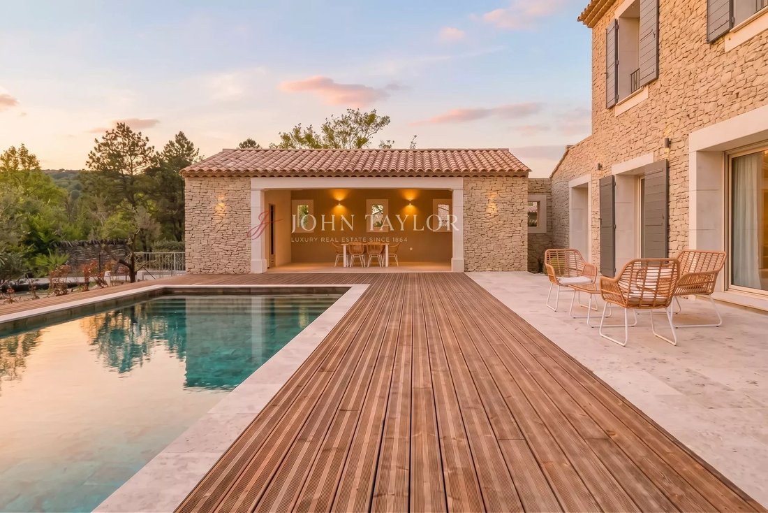 House in Gordes, Provence-Alpes-Côte d'Azur, France 2 - 17835503
