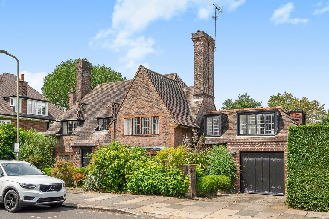 House in Temple Fortune, Barnet, England 1 - 19014706