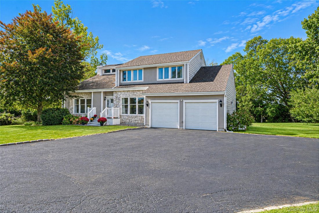 House in Calverton, New York, United States 3 - 19014775
