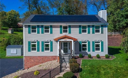 House in Franklin Park, Pennsylvania, United States 1