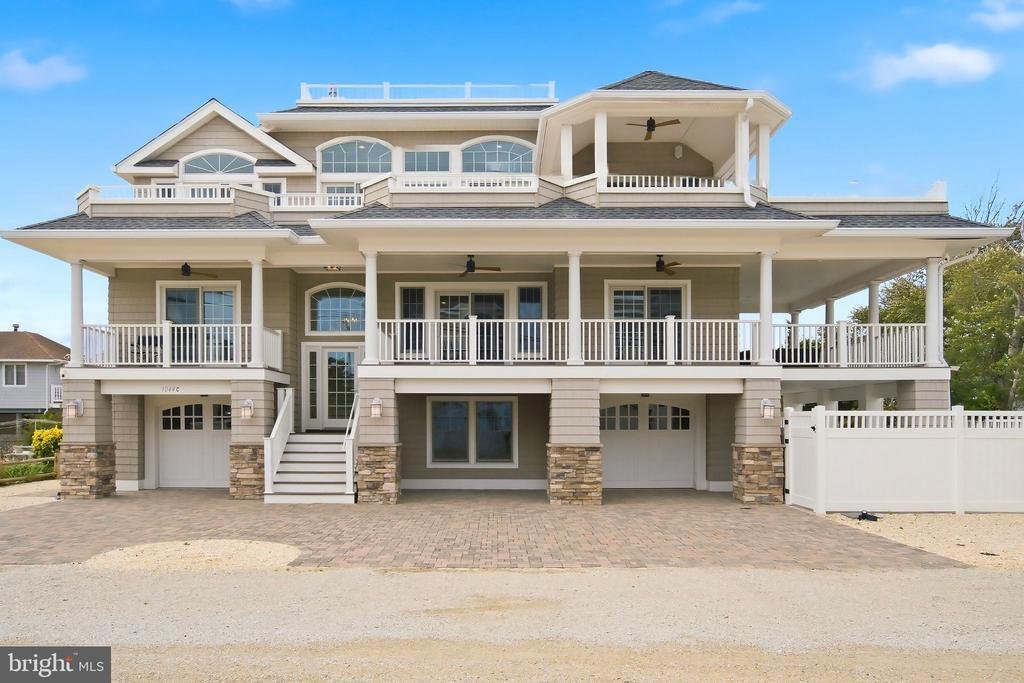House in Ship Bottom, New Jersey, United States 1 - 19013806