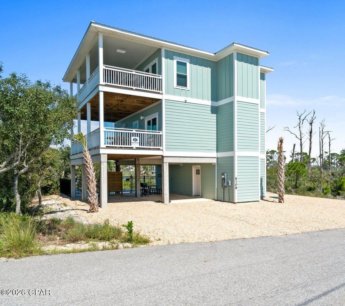 House in Port St. Joe, Florida, United States 2 - 19008790