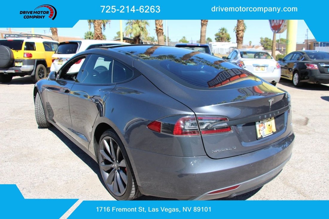 Sedan in Las Vegas, NV, United States 3 - 19015744