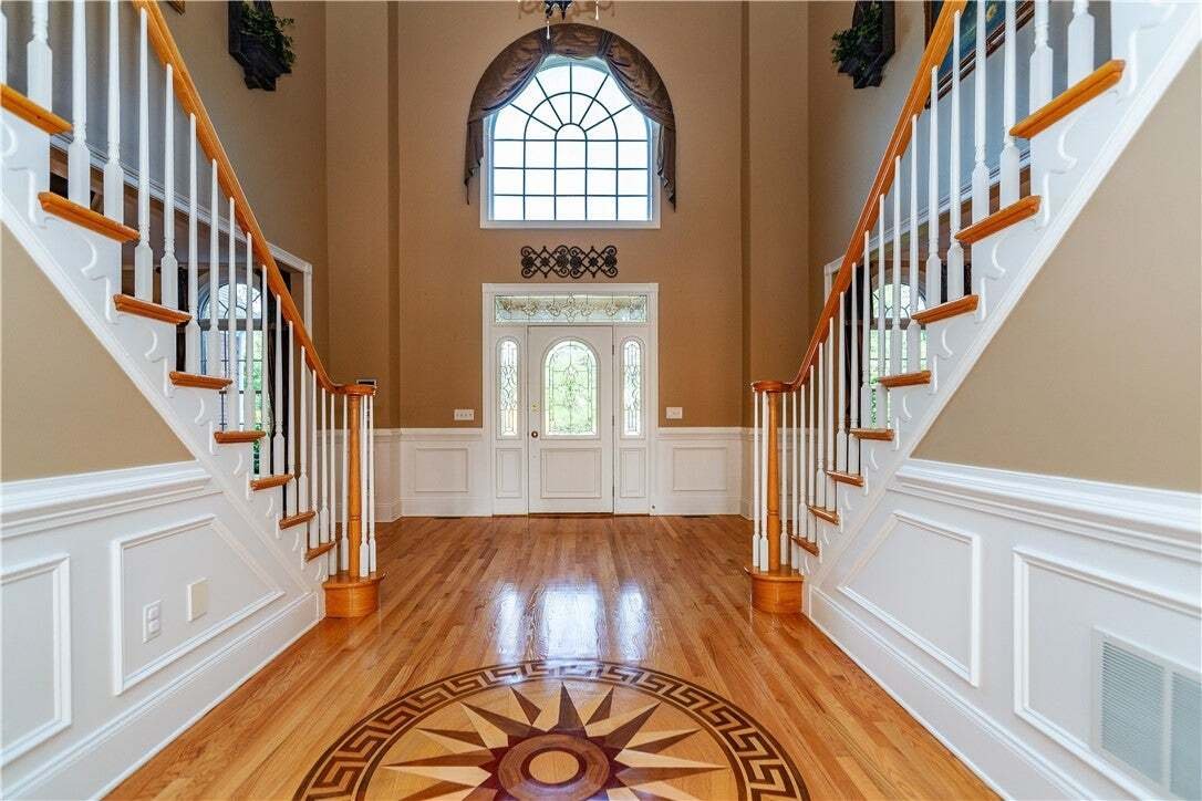 House in East Greenwich, Rhode Island, United States 3 - 19012529