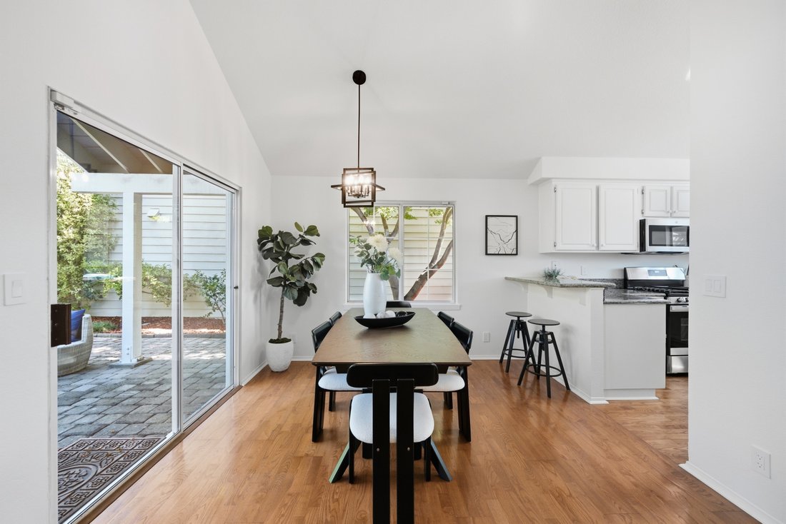 House in Redwood City, California, United States 5 - 19008732
