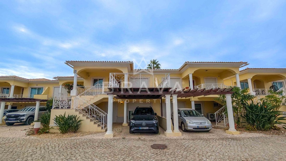 Villa in Vilamoura, Quarteira, Algarve 2 - 19015322