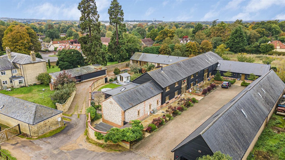House in Abington, England 1 - 19012467