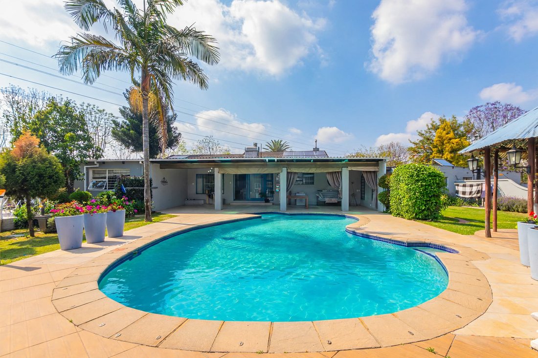 Haus in Chartwell, Gauteng, Südafrika 1 - 19011380