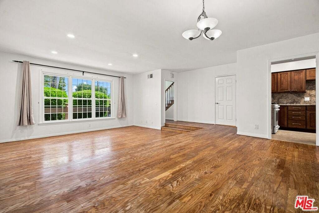 Condo in Los Angeles, California, United States 2 - 19012544