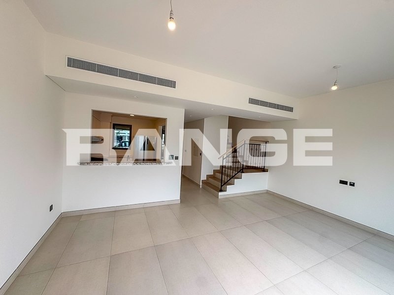 Townhouse in Tilal Al Ghaf, Dubai, United Arab Emirates 2 - 19011054
