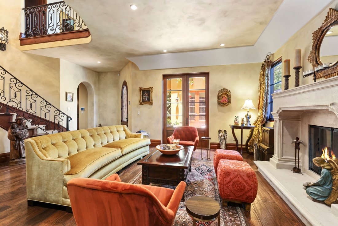 House in Los Angeles, California, United States 3 - 19014764