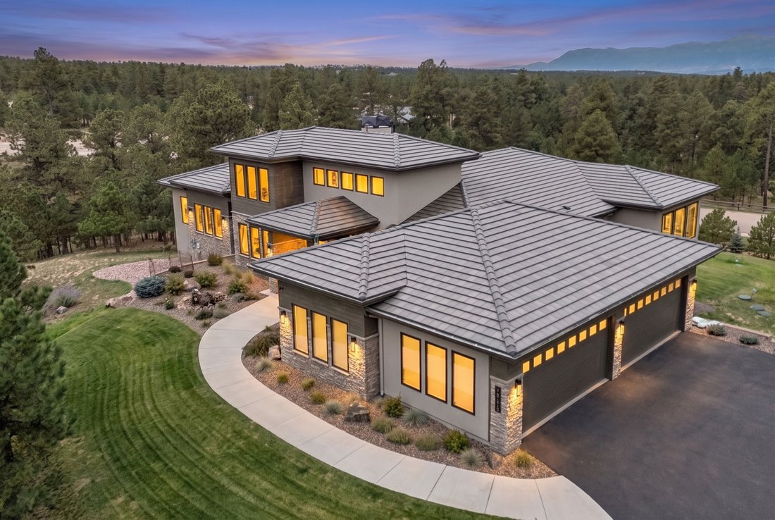 House in Colorado Springs, Colorado, United States 3 - 19011443