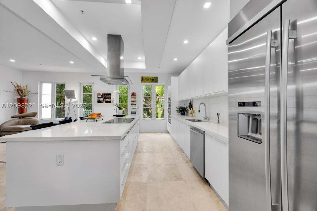 Condo in Coral Gables, Florida, United States 5 - 19013394