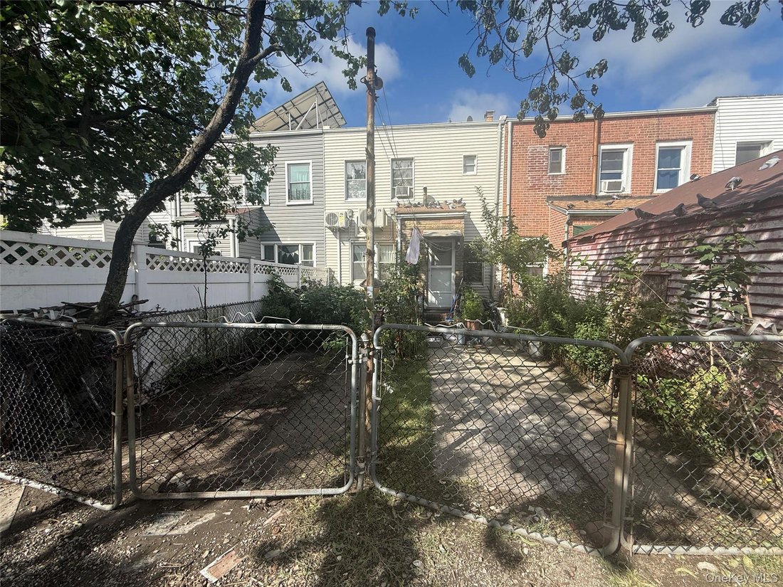 House in New York, New York, United States 2 - 19012669