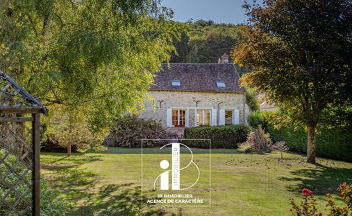 House in Noisy-sur-Ecole, Ile-de-France, France 1