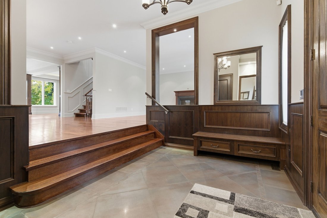 House in Mississauga, Ontario, Canada 4 - 19010416