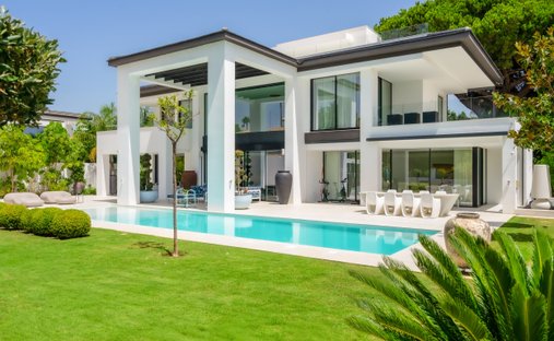 Villa in San Pedro de Alcantara, Andalusia, Spain 1