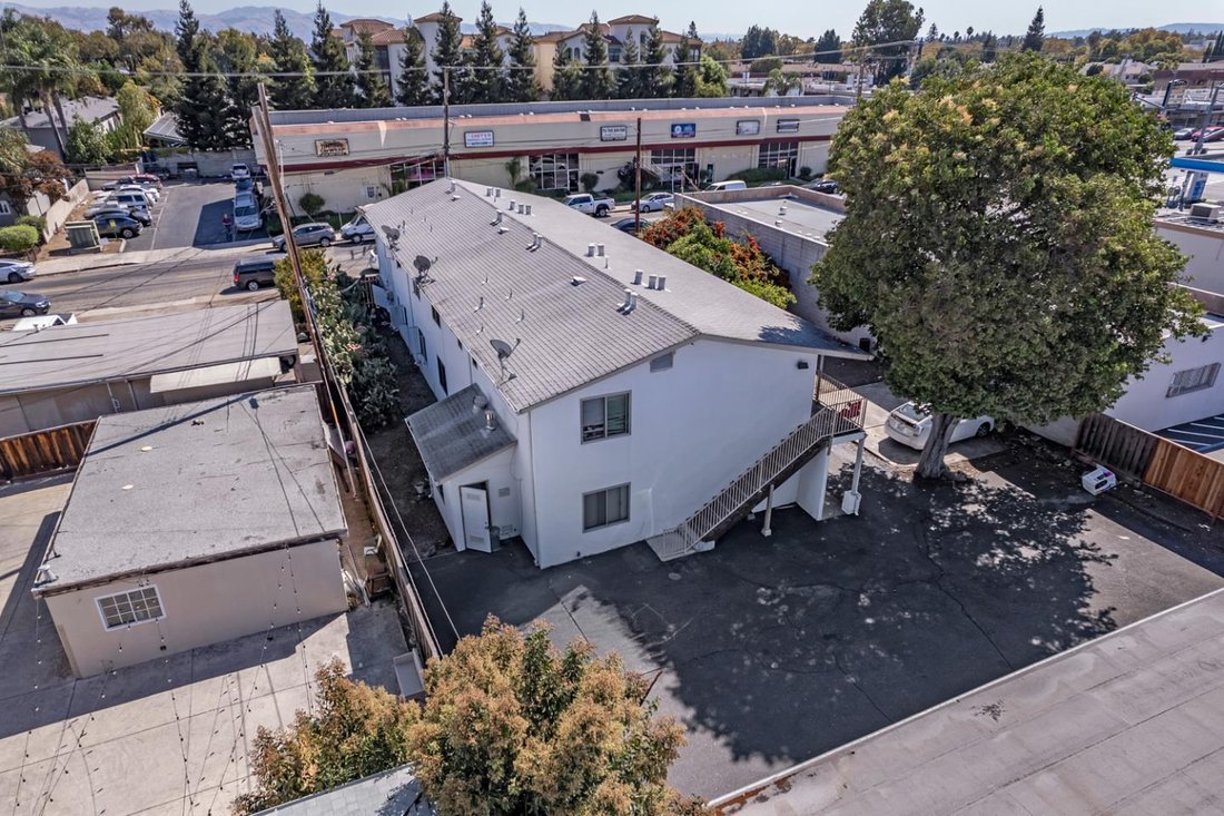 Santa Clara, California, United States 3 - 19017675