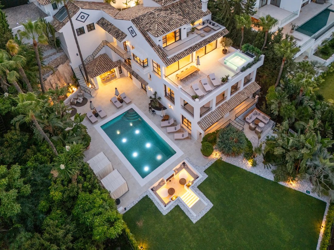 Villa in Puerto Banus, Marbella, Spain 1 - 19017756